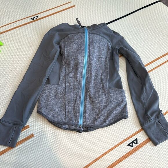 Ivivva size 10 jacket - Picture 1 of 3